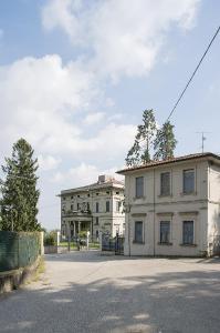 Villa Moneta