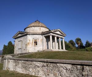 Monumento funebre Castelbarco