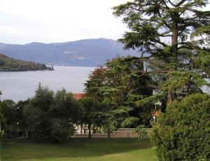 Villa De Angeli Frua
