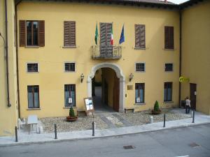 Palazzo Besozzi Maggi