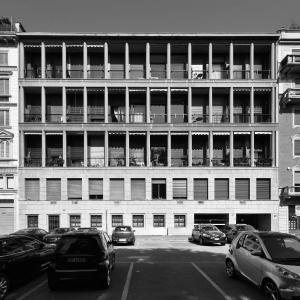 Fotopiano della facciata su via Bertani - fotografia di Suriano, Stefano (2016)