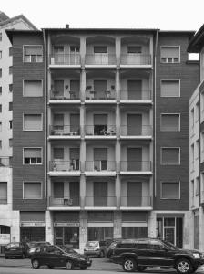 Complesso residenziale quartiere Piave, Brescia (BS) - fotografia di Introini, Marco (2015)