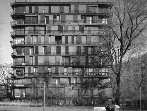 Condominio in via Massena 18, Milano (MI) - fotografia di Introini, Marco (2015)