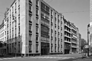 Edificio per uffici in via Senato 11, Milano (MI) - fotografia di Introini, Marco (2008)