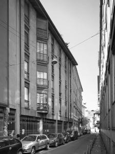 La facciata rivolta a via Vigna - fotografia di Introini, Marco (2011)