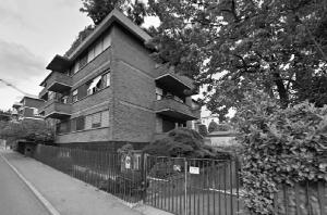 Edificio per abitazioni in via Milano 1/a, Bergamo (BG) (2012)