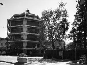 L'edificio visto da via Solferino - fotografia di Introini, Marco (2015)