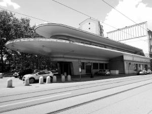 Stazione di servizio AGIP, Milano (MI) - fotografia di Costa, Andrea (2013)