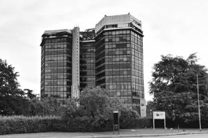 Primo Palazzo SNAM, San Donato Milanese (MI) (2015)