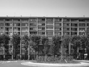 Complesso in via Astesani, Milano (MI) - fotografia di Introini, Marco (2015)