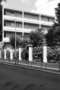 Edificio per abitazioni in via Sforza, Milano (MI) - fotografia di Suriano, Stefano (2016)