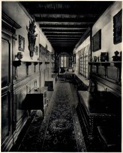 Cardina - Villa Ravasi - interno - corridoio primo piano dell'edificio principale