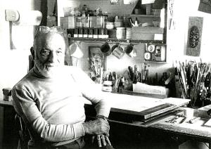 Fotografia sul set di "Un giorno alla Olivetti" - Veronesi, Luigi, 1947 - Luigi Veronesi nel suo studio d'artista.