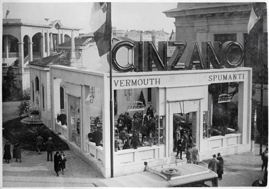 Fiera di Milano - Campionaria 1931 - Chiosco della Cinzano - Non identificato