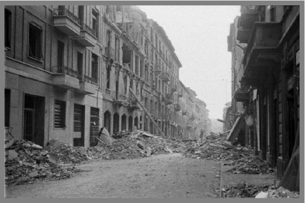 Milano, 1943 