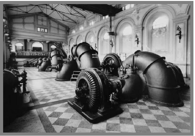 Costruzione dello stabilimento idrovoro della Travata Impianto idrovoro - Sala macchine - Pompe Riva installate Foto 1920 – 1930