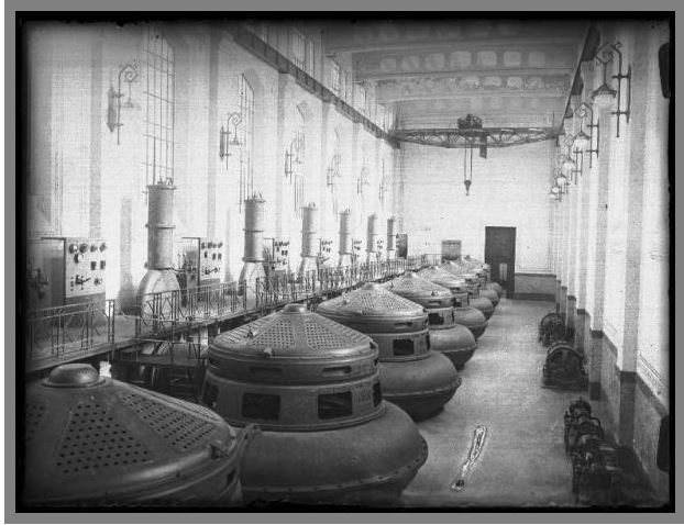 San Benedetto Po (MN) Stabilimento idrovoro di San Siro Sala macchine – Turbine Riva Foto 1925 