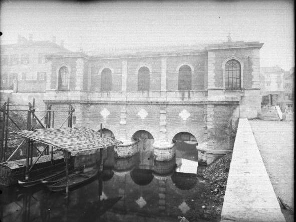 Mantova - Ponte Arlotto – Stabilimento idrovoro Note: [vecchio impianto prima della demolizione] Foto 1924 - 1930