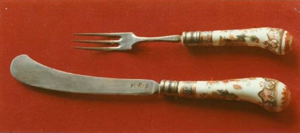 Coltello e forchetta, post 1750 - ante 1774 (per la scheda clicca sull'immagine)