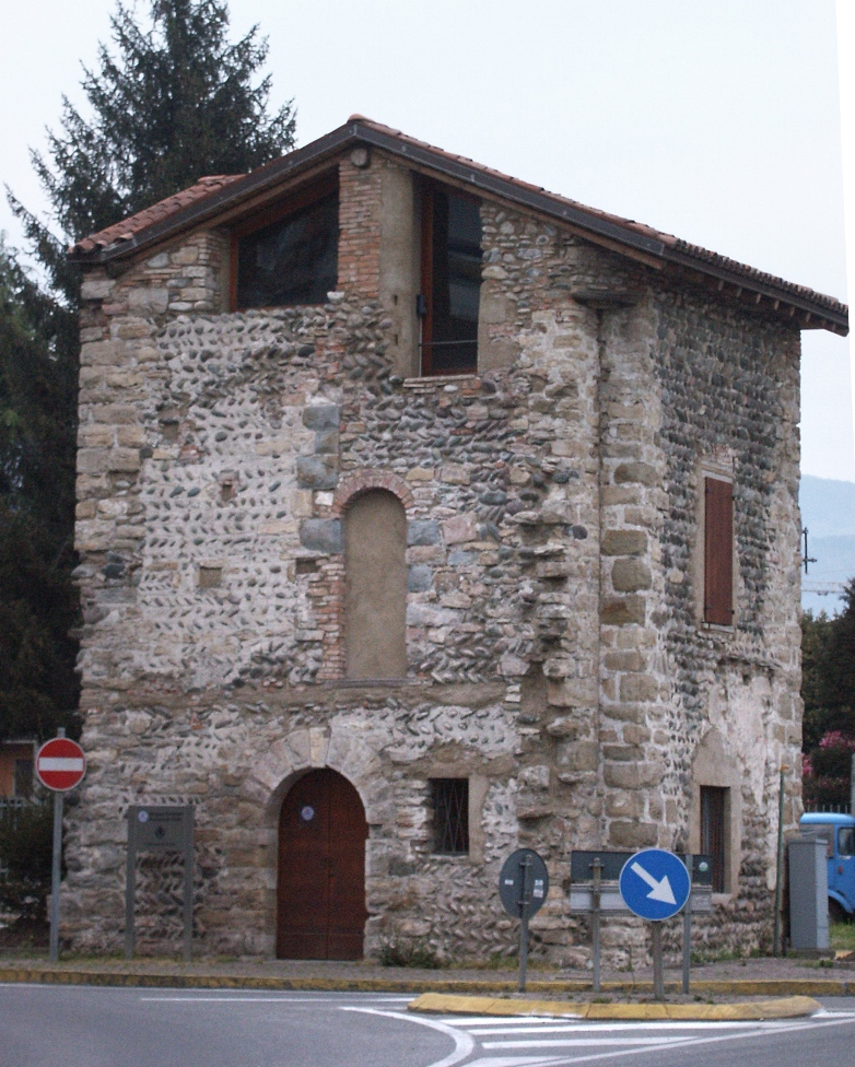 Torre Grumelli, Gorle (BG). Foto Paolo Ardiani (clicca sull'immagine per la scheda)