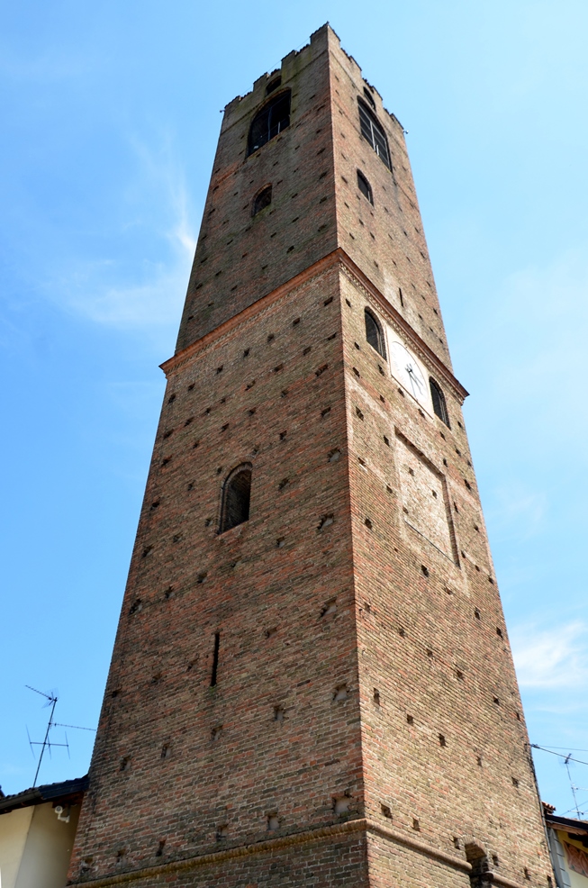 Torre civica, Mozzanica (BG). Foto Paolo Ardiani (clicca sull'immagine per la scheda)
