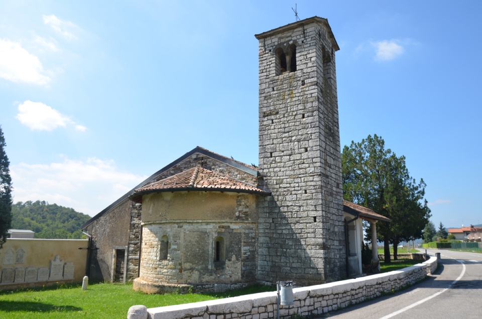 Chiesa di S. Giorgio, Zandobbio. Foto Paolo Ardiani (clicca sull’immagine per la scheda)