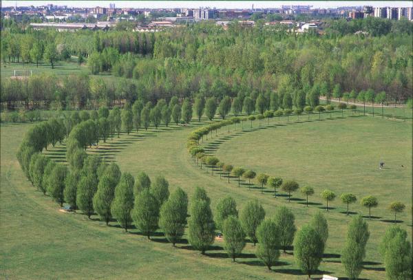 La Grande Rotonda (Gorki). Cinisello Balsamo, Parco Nord, 1997 © Vincenzo Lombardo – Fondo Vincenzo Lombardo