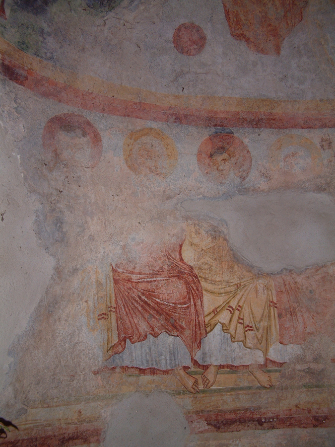 Novate Mezzola, chiesa di San Fedelino, affreschi dell’XI secolo, teoria di Apostoli