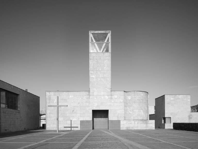 Chiesa e complesso parrocchiale di S. Clemente, Seveso (MB) - fotografia di Introini, Marco (2015)