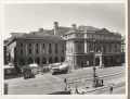 Teatro alla Scala: veduta della piazza antistante il museo teatrale, cantiere di lavoro per la costruzione della nuova biglietteria