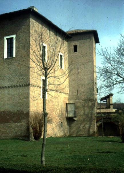 Castello di Lomello