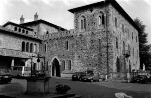 Castello di Monguzzo - complesso