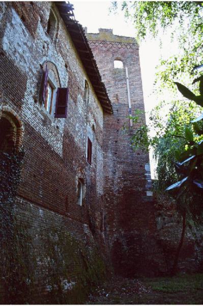 Torre del Castello di Costa de' Nobili
