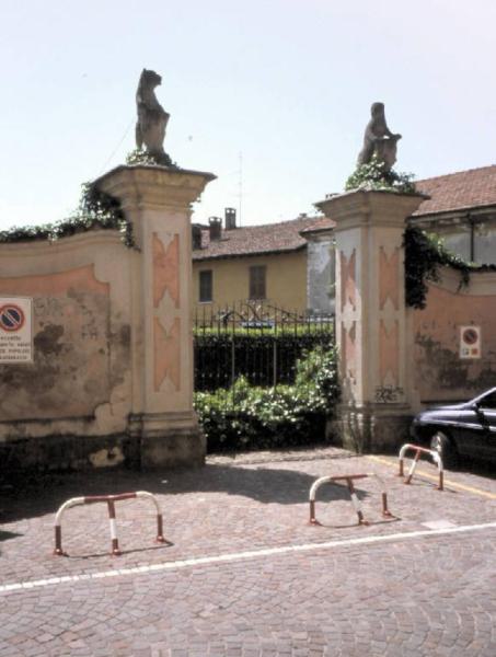 Esedra di Villa Orsini