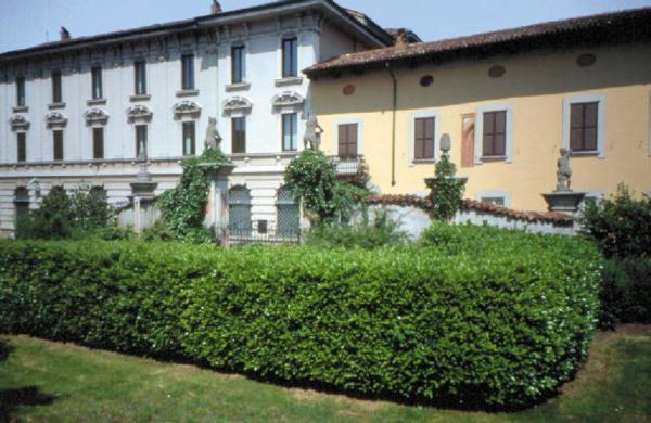 Esedra di Villa Orsini