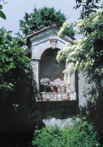 Muro di cinta di Villa Negri