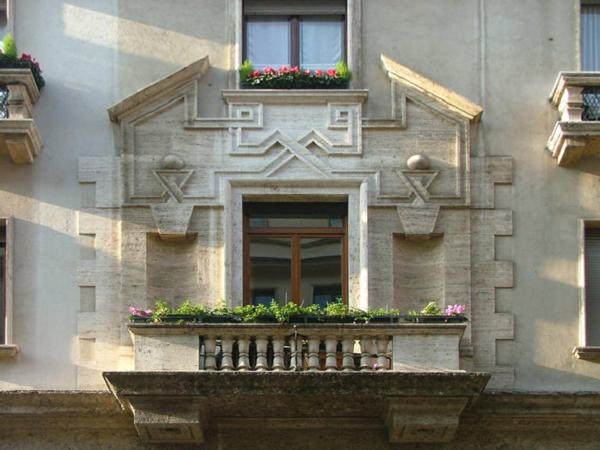 Palazzo della società Buonarroti-Carpaccio-Giotto