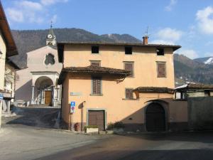 Casa Piazza Papa Giovanni XXIII 4