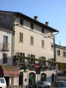 Casa Via Cesare Battisti 41