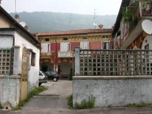 Casa Via Bonomini 15