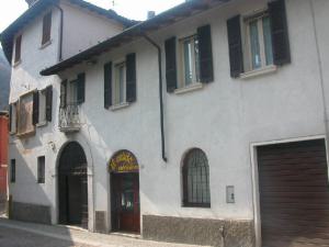 Palazzo Via Manzoni 24