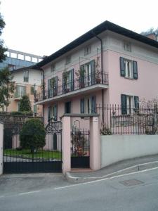 Villa Via Montegrappa 100
