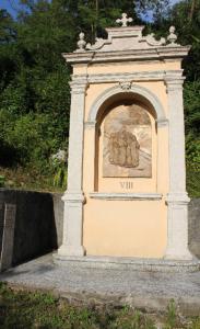 Cappellette Via Crucis Madonna alla Rovinata - complesso