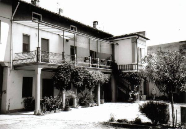 Casa Via Cavour 14
