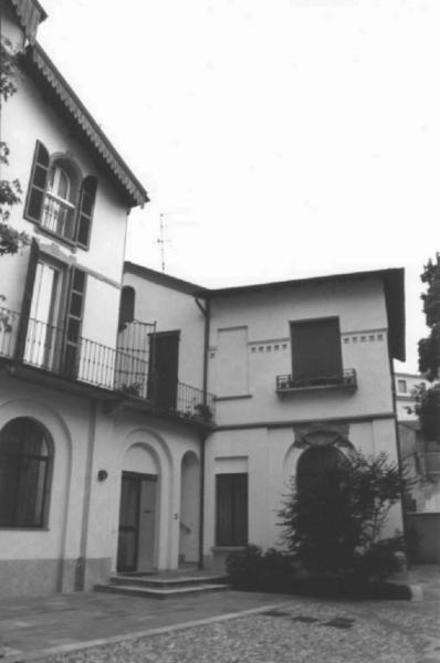Casa Via Nino Dall'Oro 15 - complesso