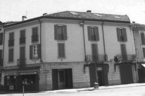 Casa Piazza Castello 1