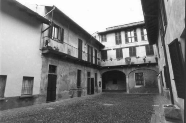 Casa Via Borgo Adda 36