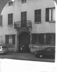Casa Corso Ettore Archinti 15
