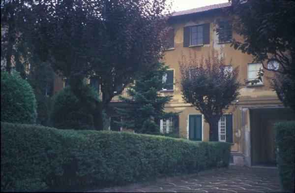 Casa Borroni