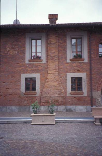 Casa medioevale Vicolo Romani 2